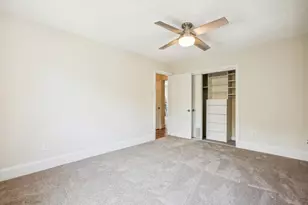 1734 W Abingdon Dr, Alexandria, VA 22314 - Photo 24