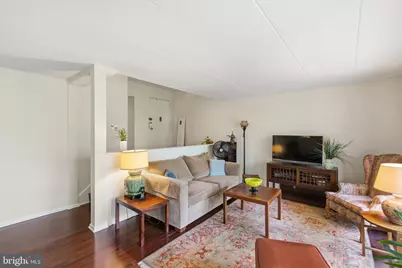 106 Roberts Lane #201, Alexandria, VA 22314 - Photo 8