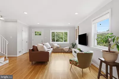 48 W Taylor Run Parkway, Alexandria, VA 22314 - Photo 6