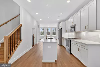 4973 Lachlan Mews, Alexandria, VA 22304 - Photo 8