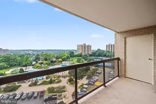 205 Yoakum Pkwy, Alexandria, VA 22304 - Photo 24