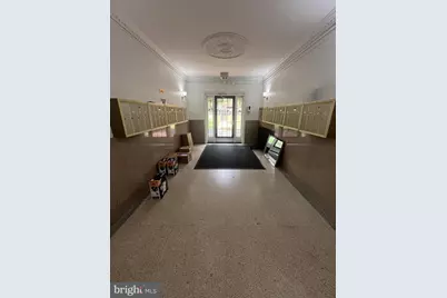 922 S Washington Street #305, Alexandria, VA 22314 - Photo 4