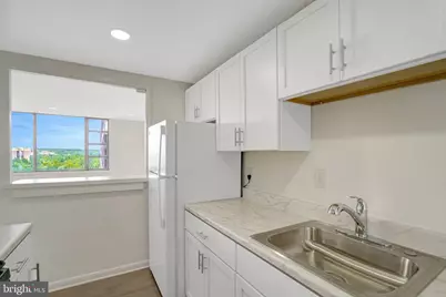 4600 Duke Street #1501, Alexandria, VA 22304 - Photo 16