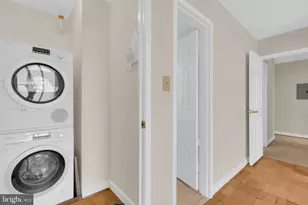 501 Slaters Ln, Alexandria, VA 22314 - Photo 22