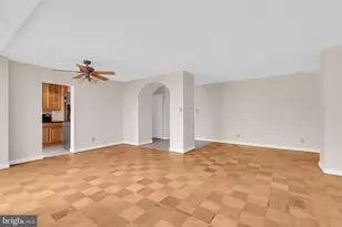 501 Slaters Ln, Alexandria, VA 22314 - Photo 4
