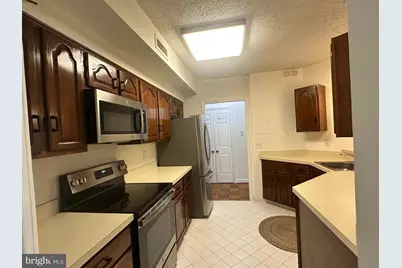 801 S Pitt Street #325, Alexandria, VA 22314 - Photo 8