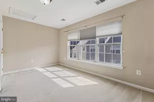 126 Cameron Station Blvd, Alexandria, VA 22304 - Photo 18