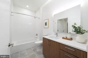 1055 N Fairfax St, Alexandria, VA 22314 - Photo 16