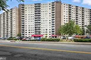 2500 N Van Dorn St, Alexandria, VA 22302 - Photo 1