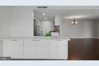 4600 Duke Street #304, Alexandria, VA 22304 - Photo 10