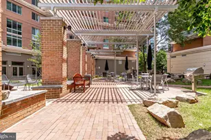 3101 N Hampton Dr, Alexandria, VA 22302 - Photo 22