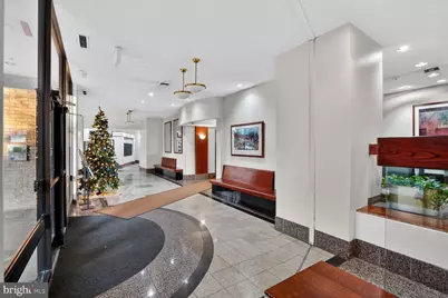 205 Yoakum Parkway #1002, Alexandria, VA 22304 - Photo 24