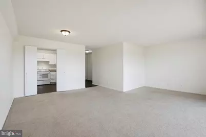 205 Yoakum Parkway #1002, Alexandria, VA 22304 - Photo 10