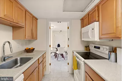 5911 Edsall Road #711, Alexandria, VA 22304 - Photo 18