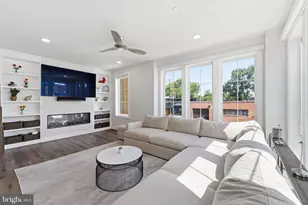329 Calvert Ave, Alexandria, VA 22301 - Photo 18