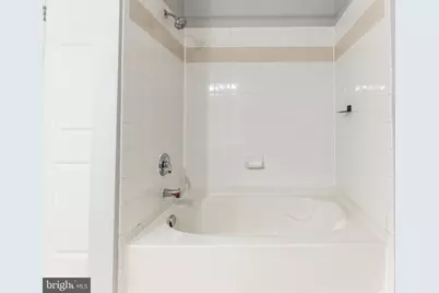 4850 Eisenhower Avenue #115, Alexandria, VA 22304 - Photo 22