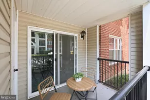 3303 Wyndham Cir, Alexandria, VA 22302 - Photo 22