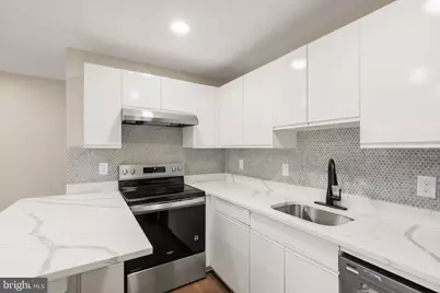 305 E Duncan Avenue E #A, Alexandria, VA 22301 - Photo 2