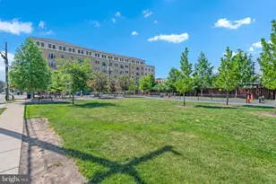 525 N Fayette St, Alexandria, VA 22314 - Photo 40