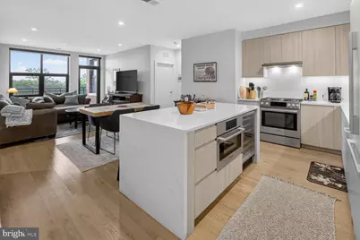 737 Swann Avenue #310, Alexandria, VA 22301 - Photo 2