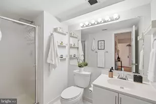 610 N West St, Alexandria, VA 22314 - Photo 12