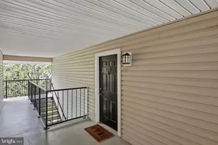 3310 Wyndham Cir, Alexandria, VA 22302 - Photo 26
