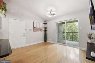 3310 Wyndham Cir, Alexandria, VA 22302 - Photo 6