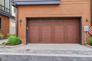 121 N West St, Alexandria, VA 22314 - Photo 62