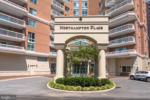 3101 N Hampton Dr, Alexandria, VA 22302 - Photo 2