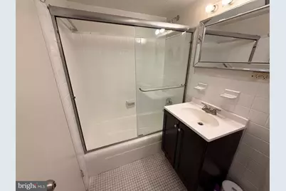 21 Canterbury Square #102, Alexandria, VA 22304 - Photo 14