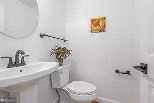 250 Aspen St, Alexandria, VA 22305 - Photo 8