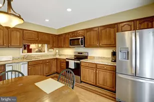 127 Gretna Green Ct, Alexandria, VA 22304 - Photo 12