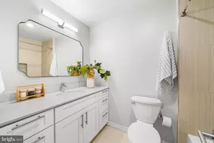 906 N Columbus St, Alexandria, VA 22314 - Photo 32