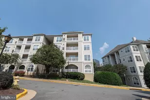 4550 Strutfield Ln, Alexandria, VA 22311 - Photo 1