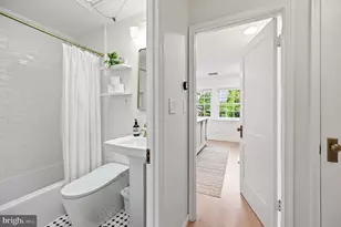 1010 Colonial Ave, Alexandria, VA 22314 - Photo 30