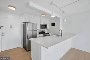 2500 N Van Dorn St, Alexandria, VA 22302 - Photo 2