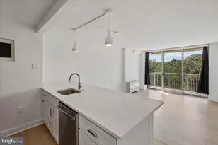 2500 N Van Dorn St, Alexandria, VA 22302 - Photo 4