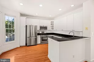 2505 Hunton Pl, Alexandria, VA 22311 - Photo 12