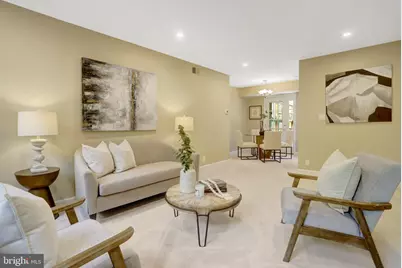 4900 29th Road S #B1, Arlington, VA 22206 - Photo 4
