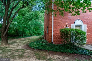 3200 Martha Custis Dr, Alexandria, VA 22302 - Photo 24