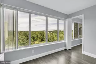 5340 Holmes Run Pkwy, Alexandria, VA 22304 - Photo 2