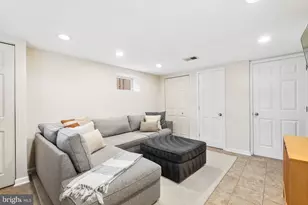 19 E Custis Ave, Alexandria, VA 22301 - Photo 14