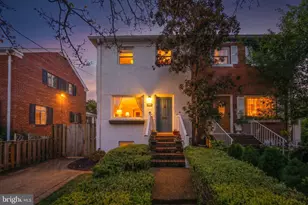 19 E Custis Ave, Alexandria, VA 22301 - Photo 2