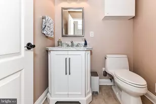115 Lake Cook Dr, Alexandria, VA 22304 - Photo 52