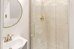 706 N Columbus Street N, Alexandria, VA 22314 - Photo 22