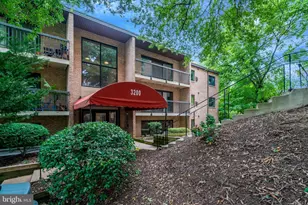 3200 S 28th St, Alexandria, VA 22302 - Photo 1