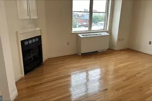815 King St, Alexandria, VA 22314 - Photo 2