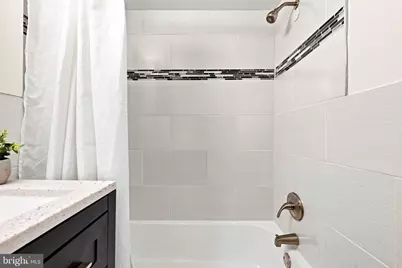 3330 S 28th Street #102, Alexandria, VA 22302 - Photo 24
