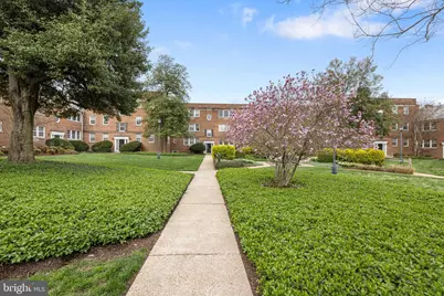1804 W Abingdon Drive #101, Alexandria, VA 22314 - Photo 16