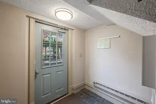 525 Bashford Ln, Alexandria, VA 22314 - Photo 10